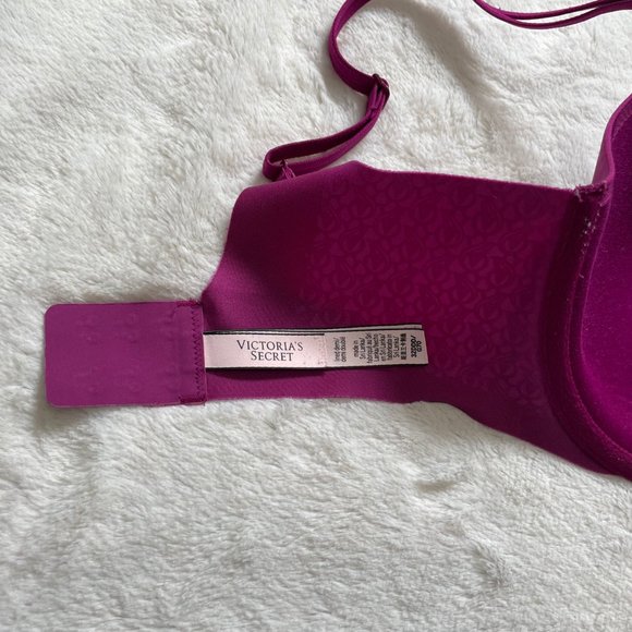 Victoria's Secret Lined Demi Bra - Picture 5 of 7